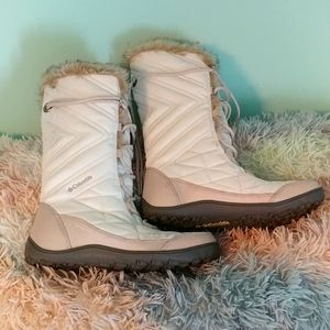 Women's snow boots Columbia